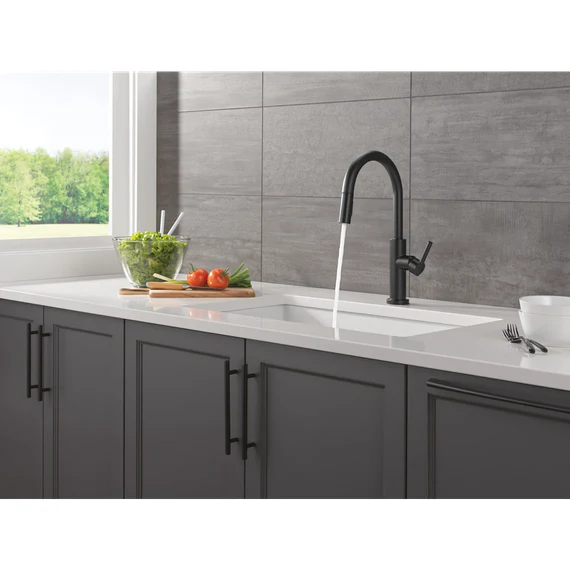 Delta Nicoli 1.8 GPM Single Hole Pull Down Kitchen Faucet - Includes Escutcheon - Image 4